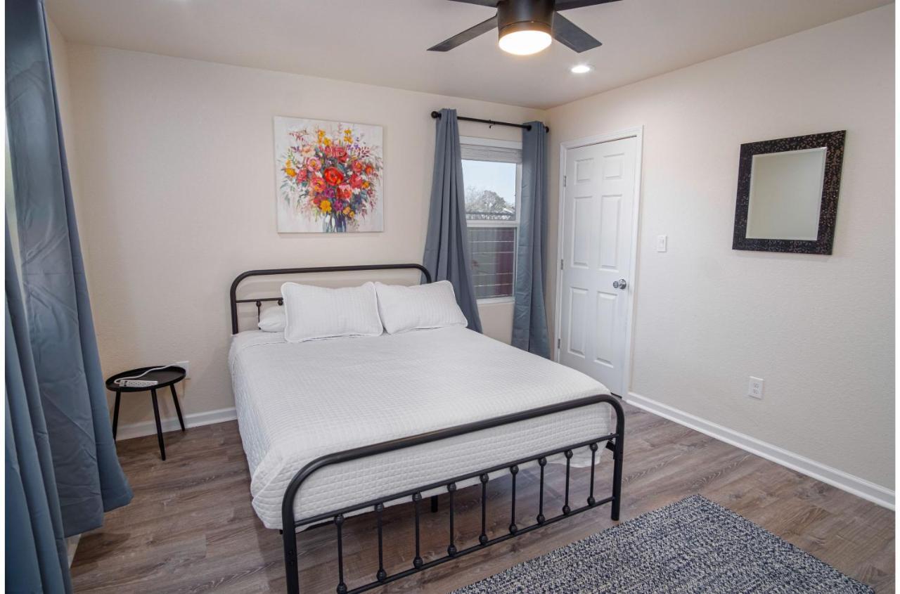Adorable 2Br Guesthouse Close To Riverwalk And Dt San Antonio Zimmer foto